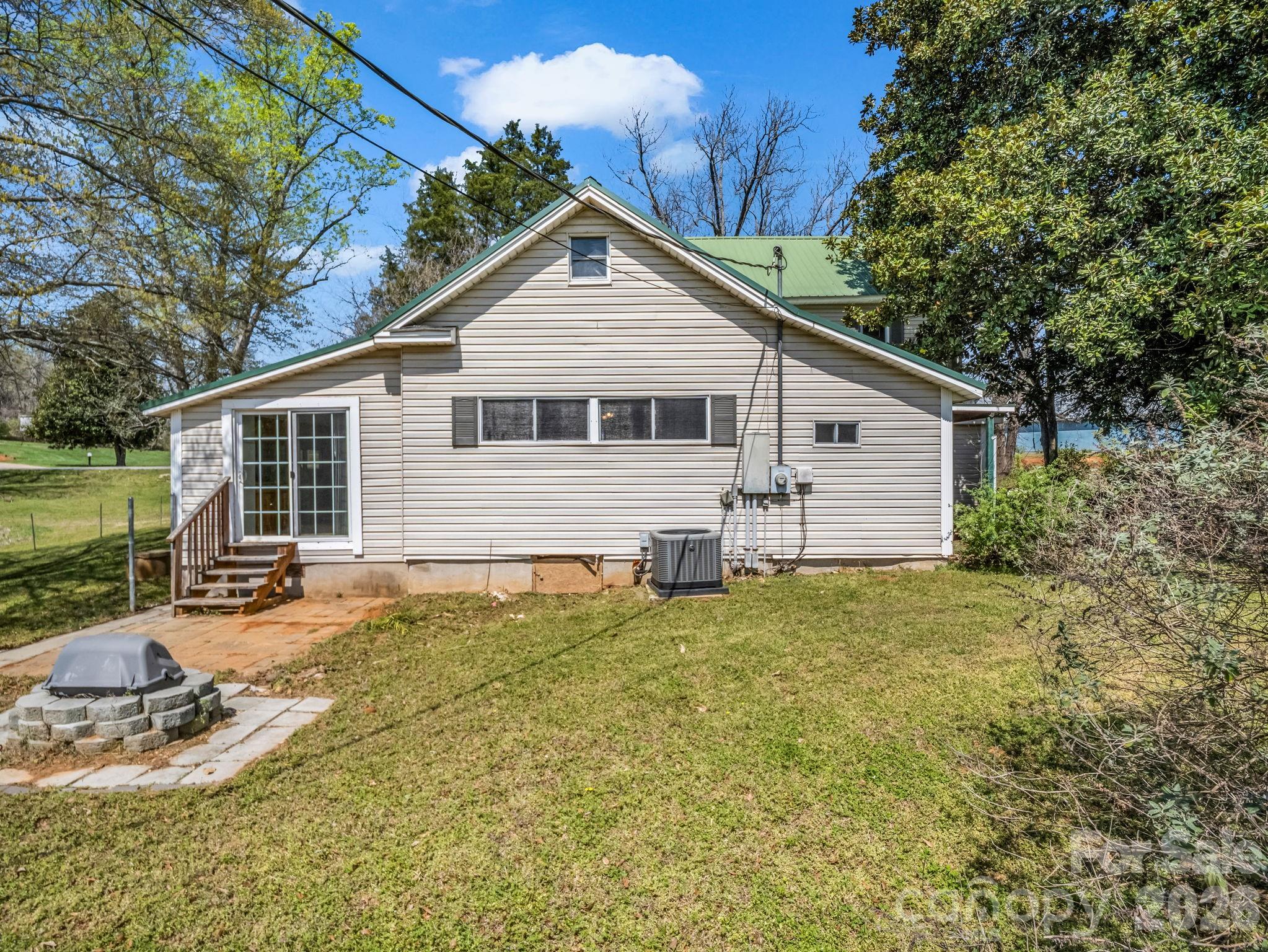 1282 Old Us 74 Highway Ellenboro NC 28040
