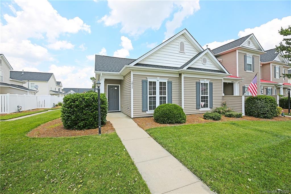 4058 Center Place Drive Harrisburg NC 28075