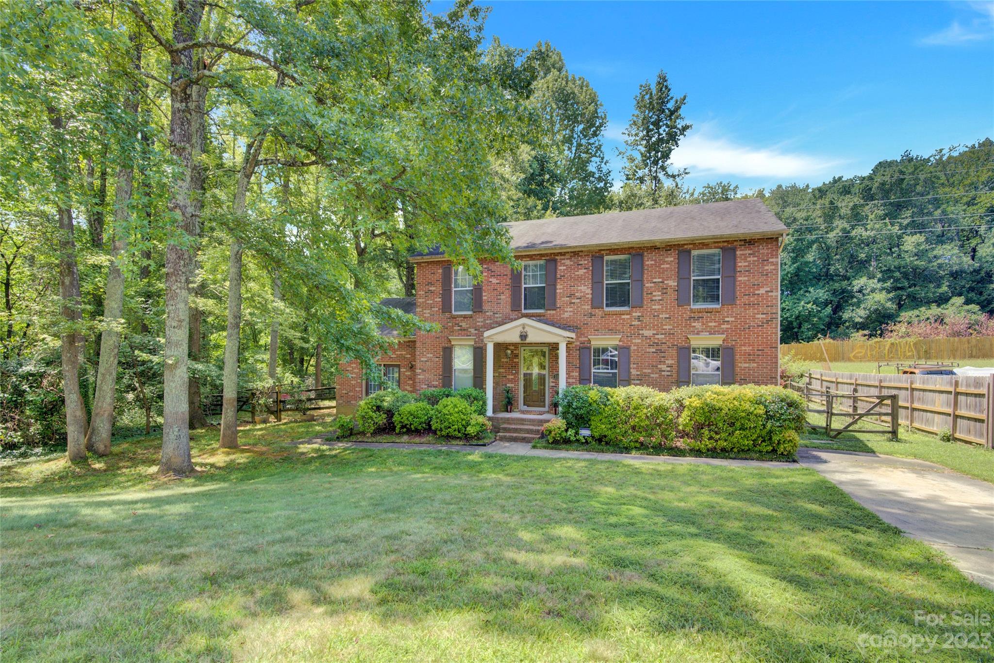 5520 Bleeker Street Charlotte NC 28215