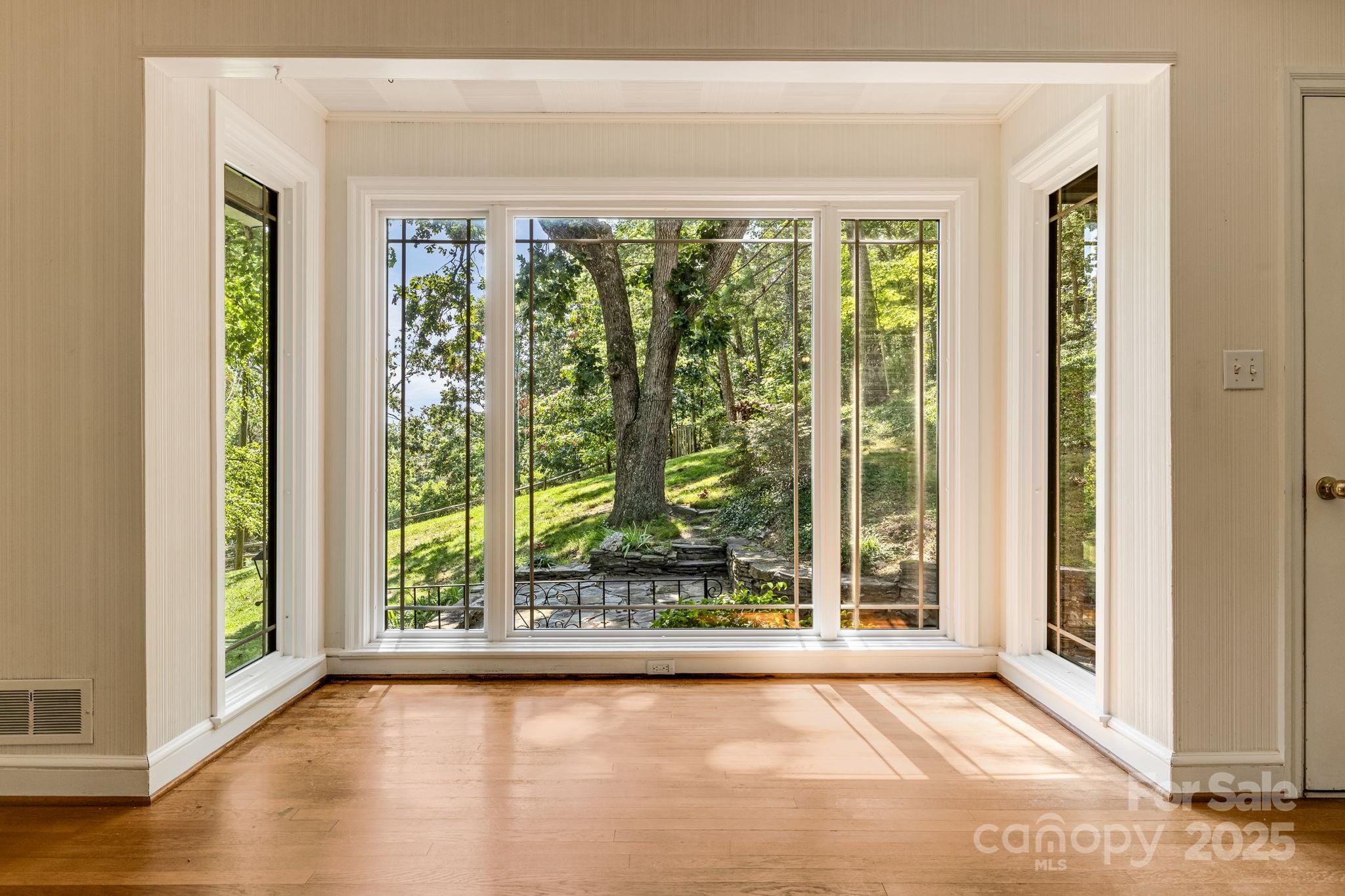 92 Hamburg Mountain Road Weaverville NC 28787