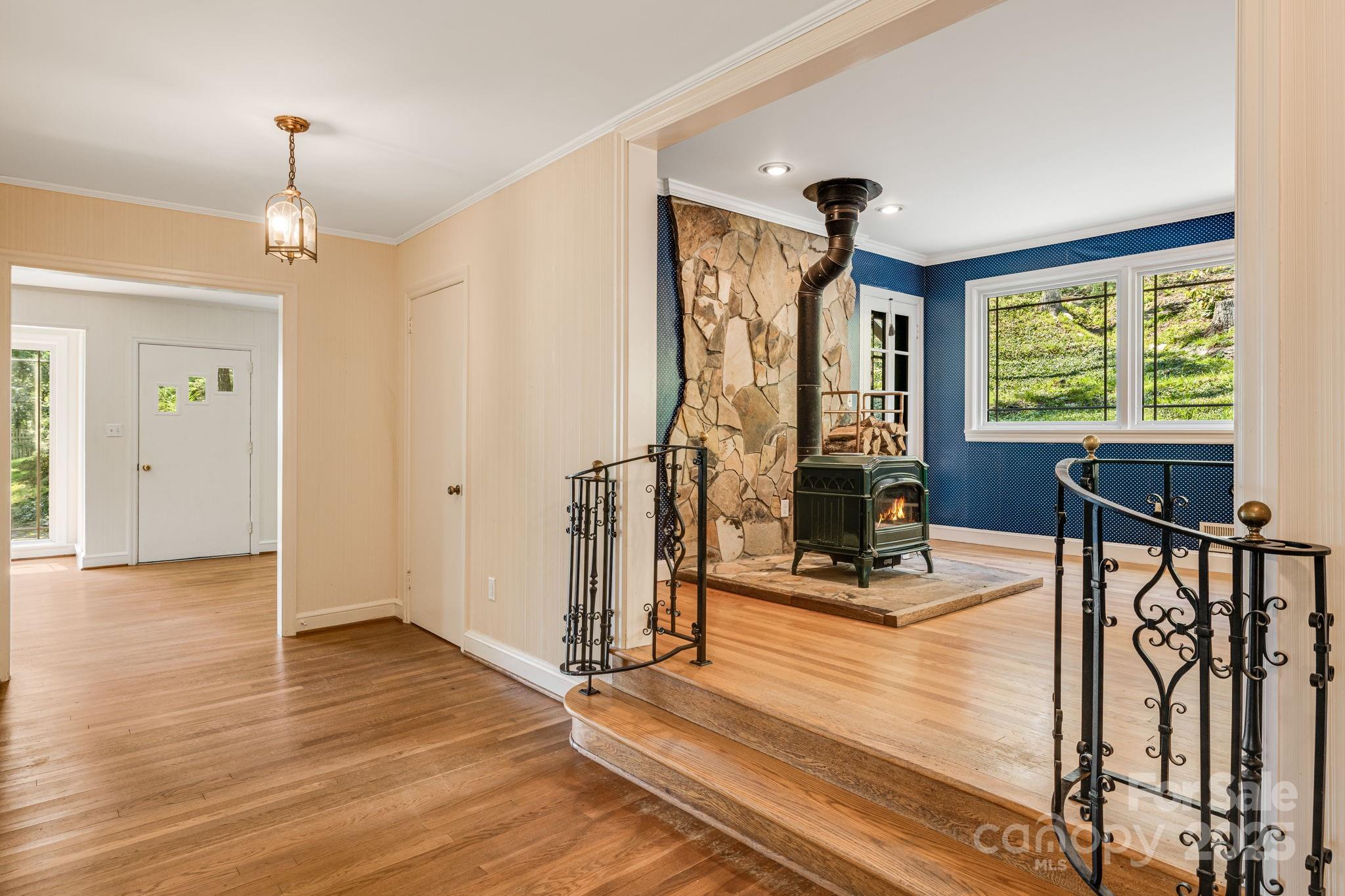 92 Hamburg Mountain Road Weaverville NC 28787