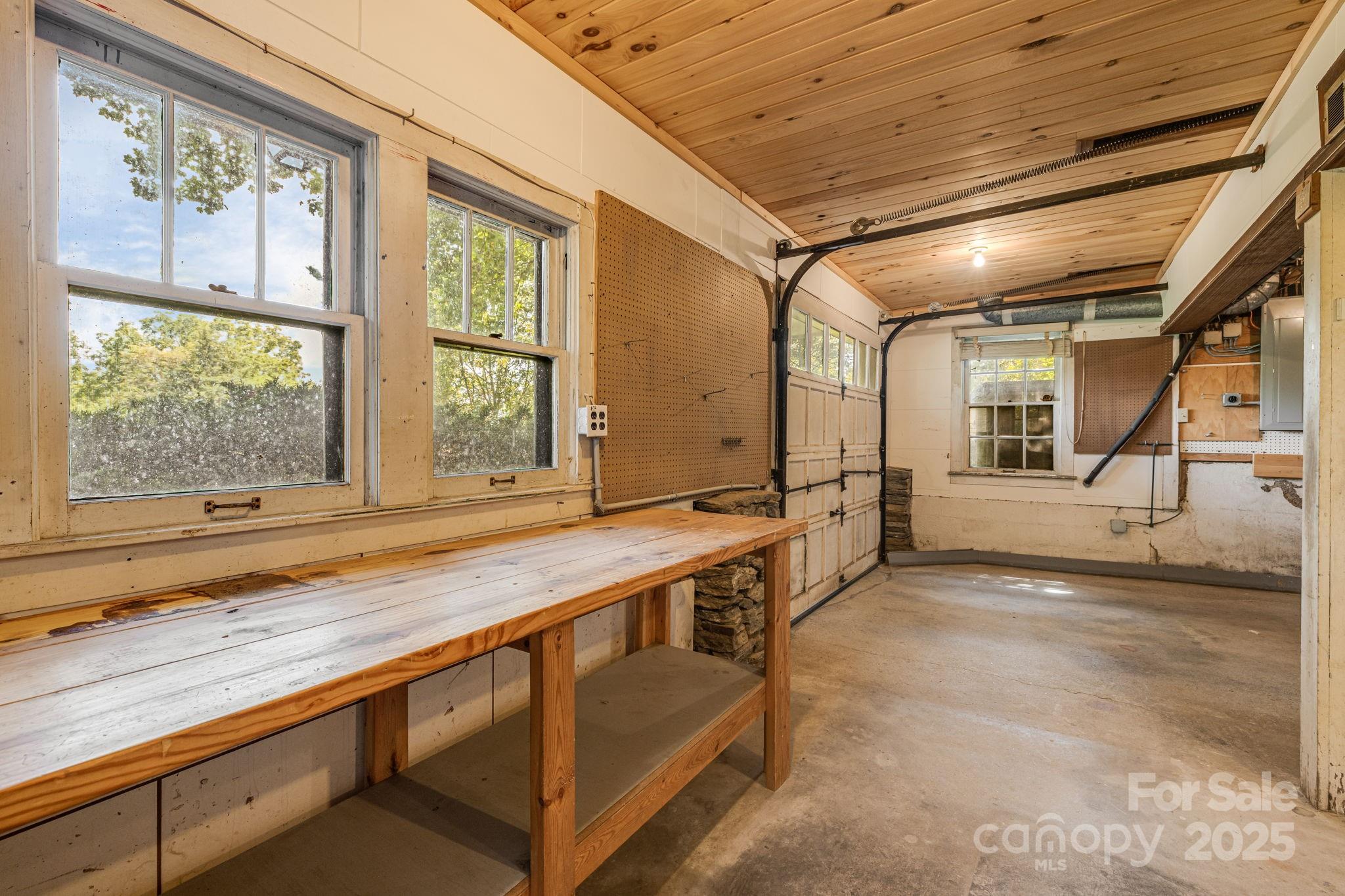 92 Hamburg Mountain Road Weaverville NC 28787