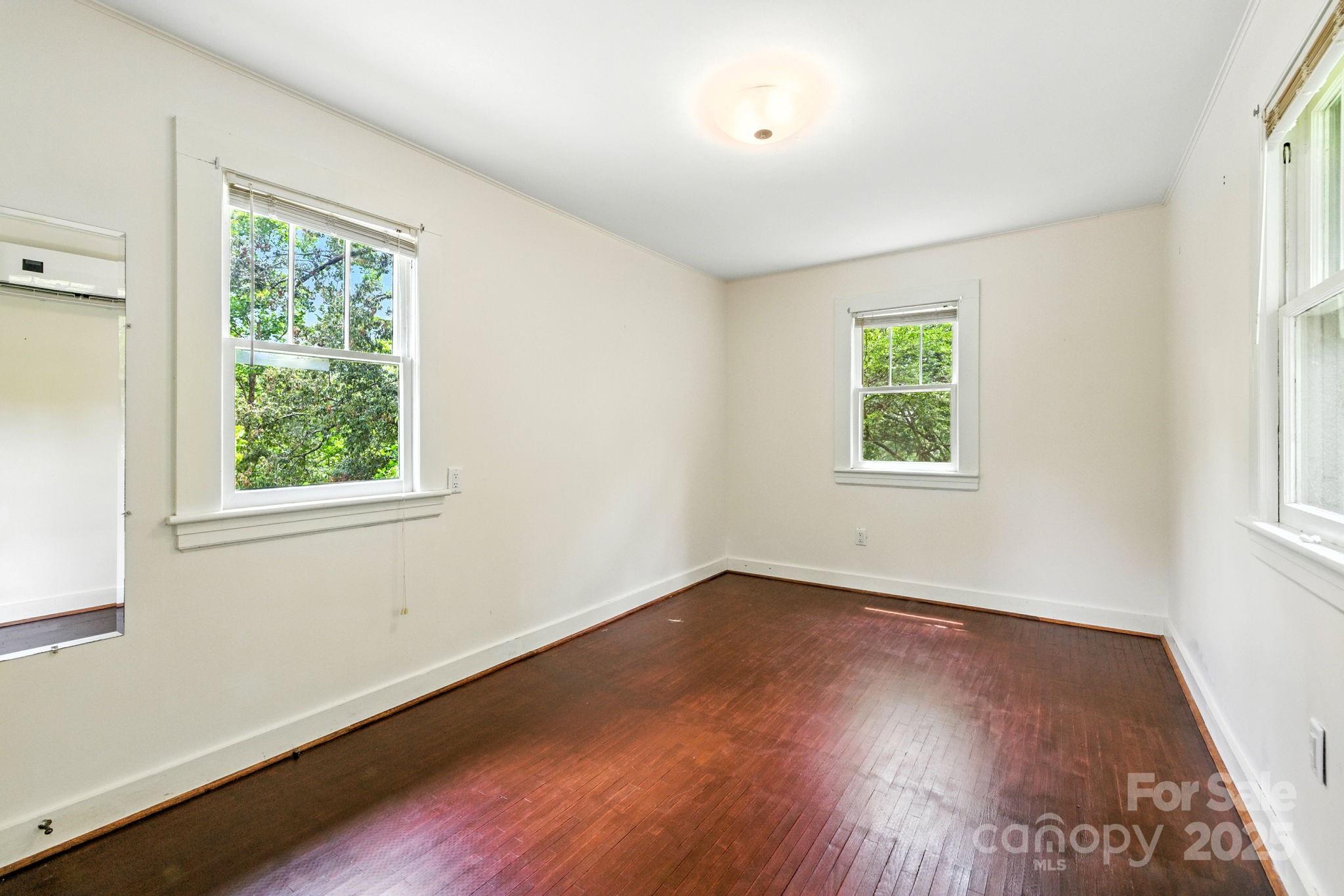 92 Hamburg Mountain Road Weaverville NC 28787