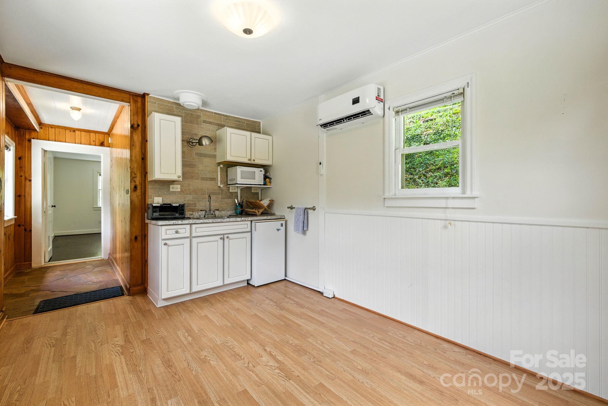 92 Hamburg Mountain Road Weaverville NC 28787