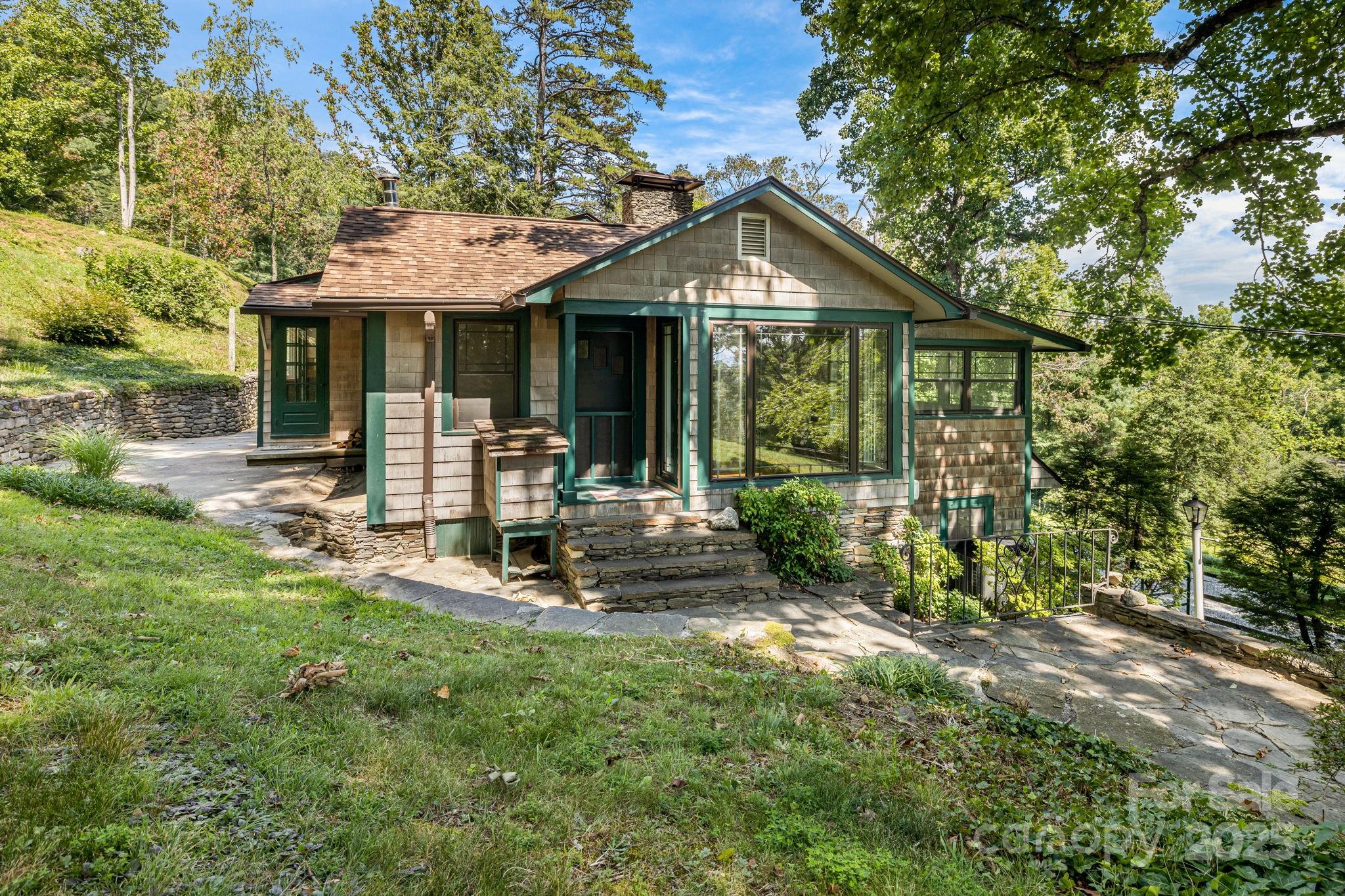 92 Hamburg Mountain Road Weaverville NC 28787