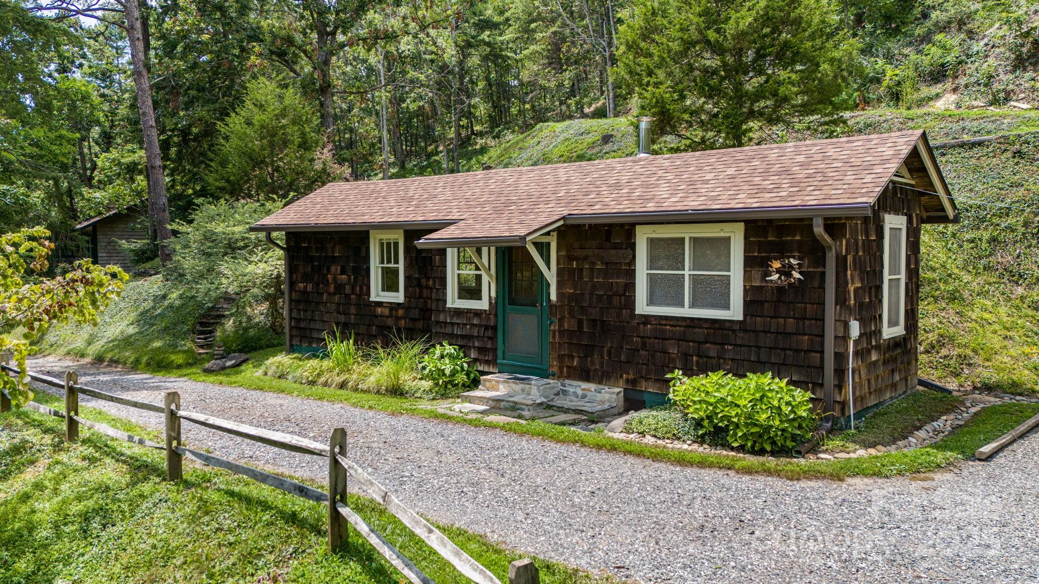 92 Hamburg Mountain Road Weaverville NC 28787