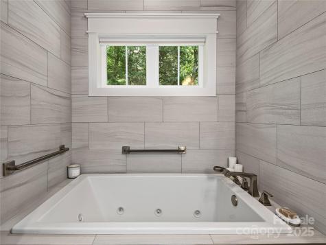 31 Cozy Cottage Way Arden NC 28704