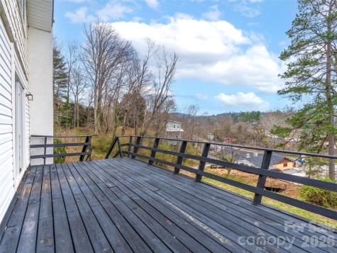 15 Woodbine Road Asheville NC 28804