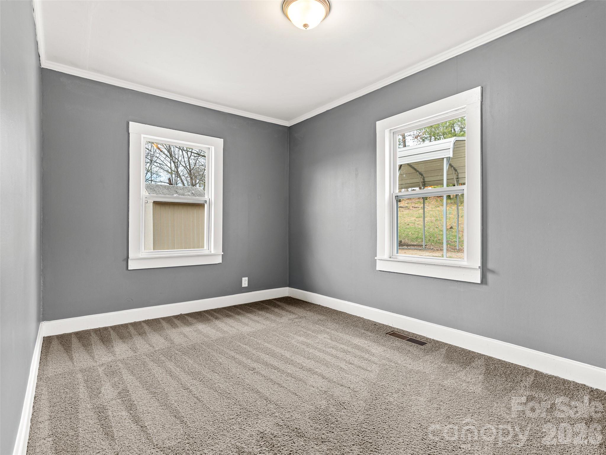 15 Woodbine Road Asheville NC 28804