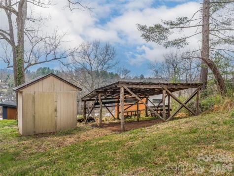 15 Woodbine Road Asheville NC 28804