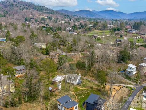 15 Woodbine Road Asheville NC 28804