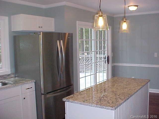 9500 Whitethorn Drive Charlotte NC 28277