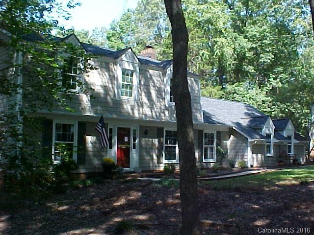 9500 Whitethorn Drive Charlotte NC 28277