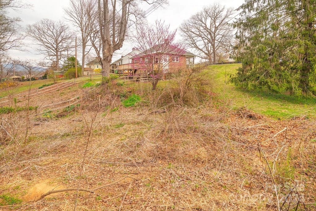 5 Enka Oak Street Candler NC 28715
