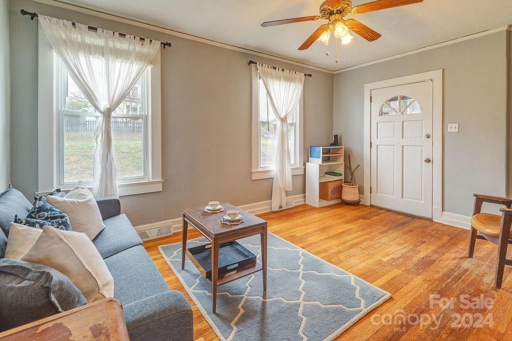 5 Enka Oak Street Candler NC 28715