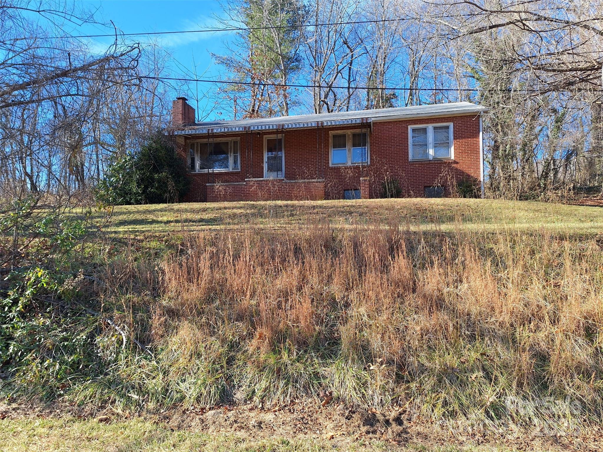 40 Georges Branch Road Candler NC 28715