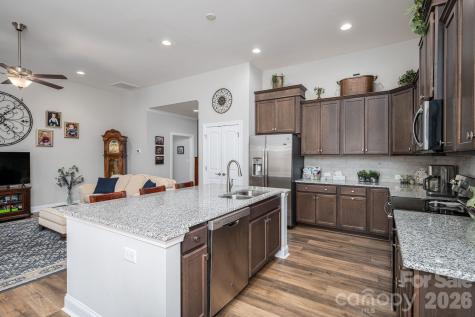 1113 Mayapple Way Belmont NC 28012