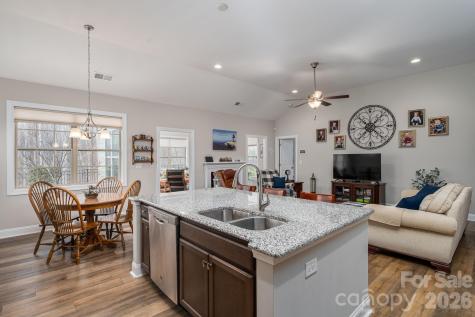 1113 Mayapple Way Belmont NC 28012
