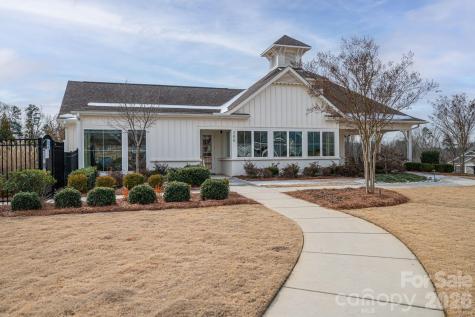 1113 Mayapple Way Belmont NC 28012