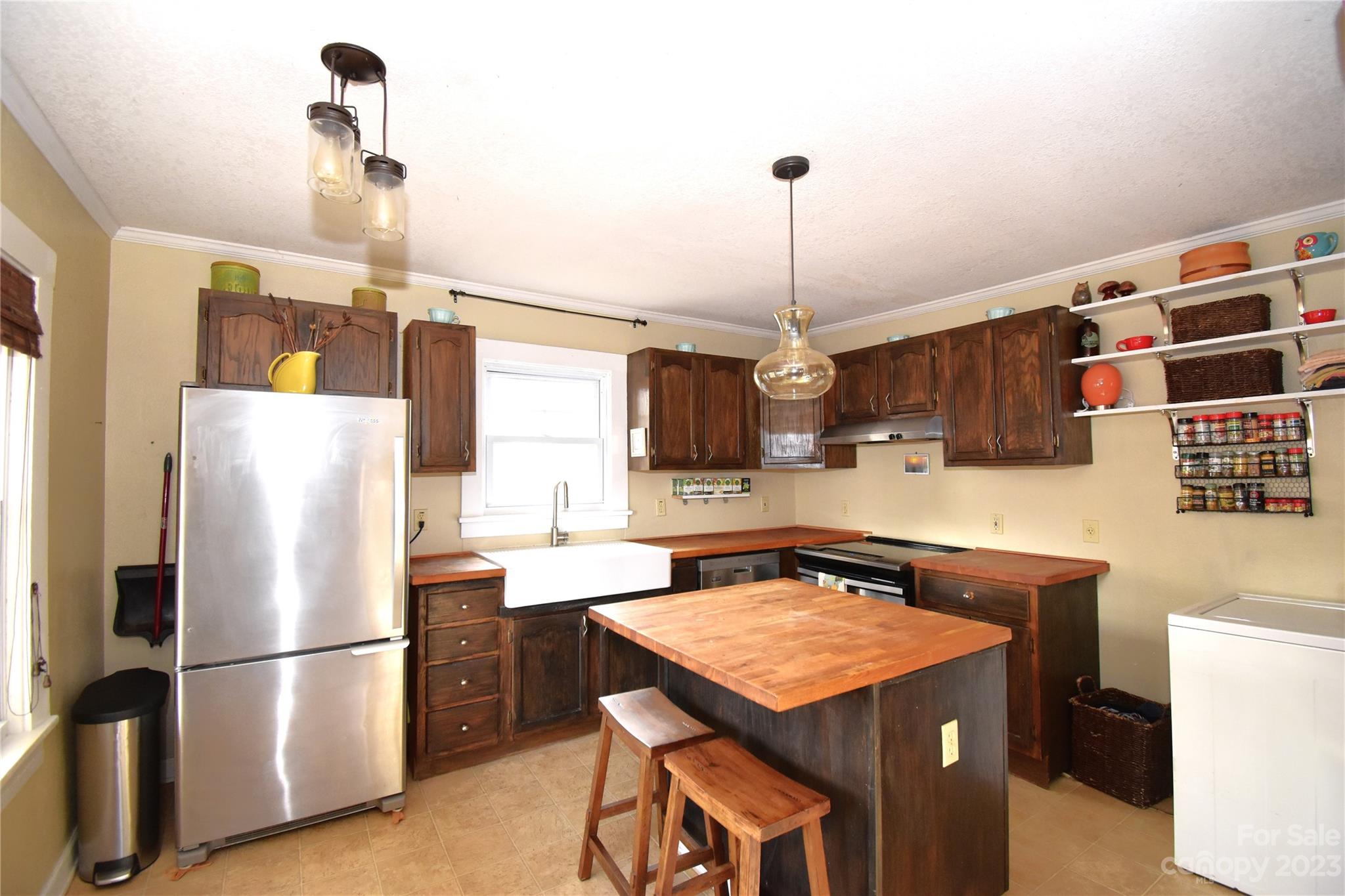 10 Lilac Street Asheville NC 28806