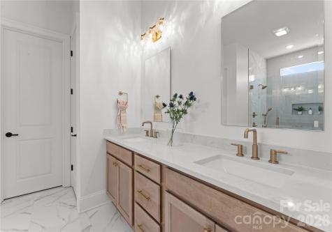 121 Vella Drive Locust NC 28097