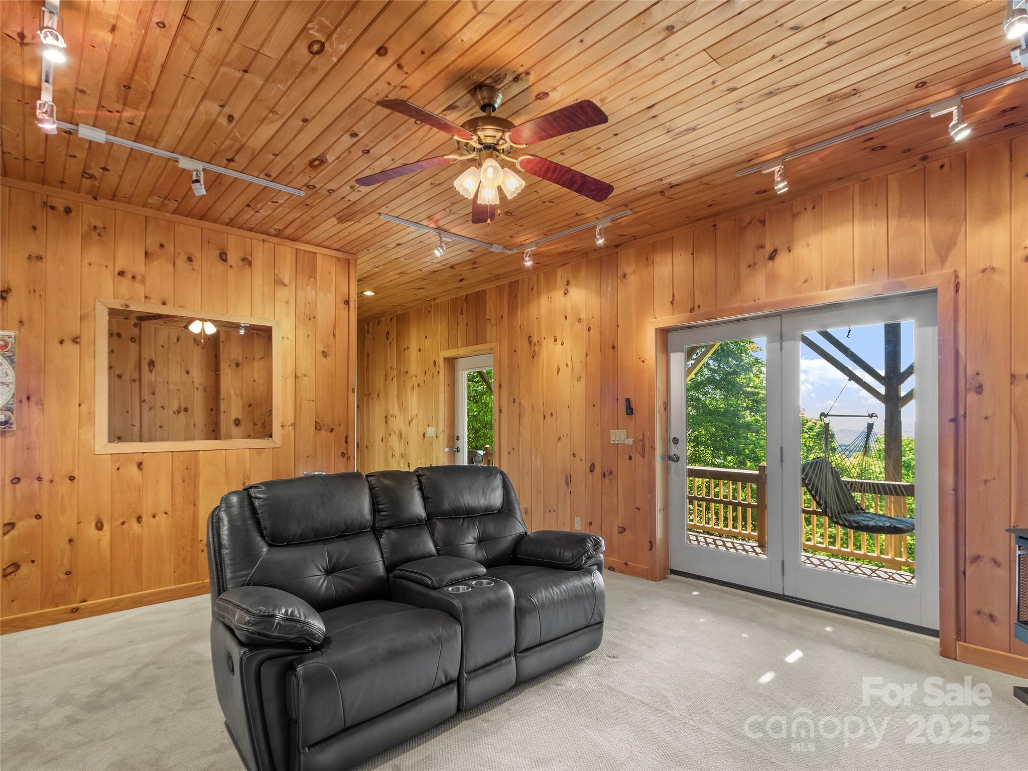 894 Mckinney Gap Drive Mars Hill NC 28754