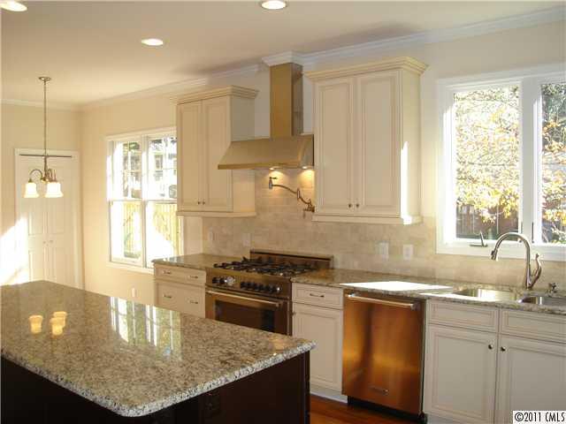 2421 Kenmore Avenue Charlotte NC 28204