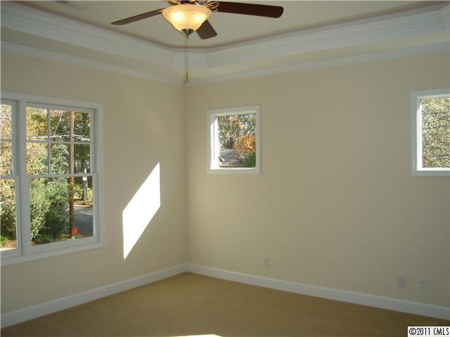 2421 Kenmore Avenue Charlotte NC 28204