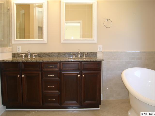 2421 Kenmore Avenue Charlotte NC 28204