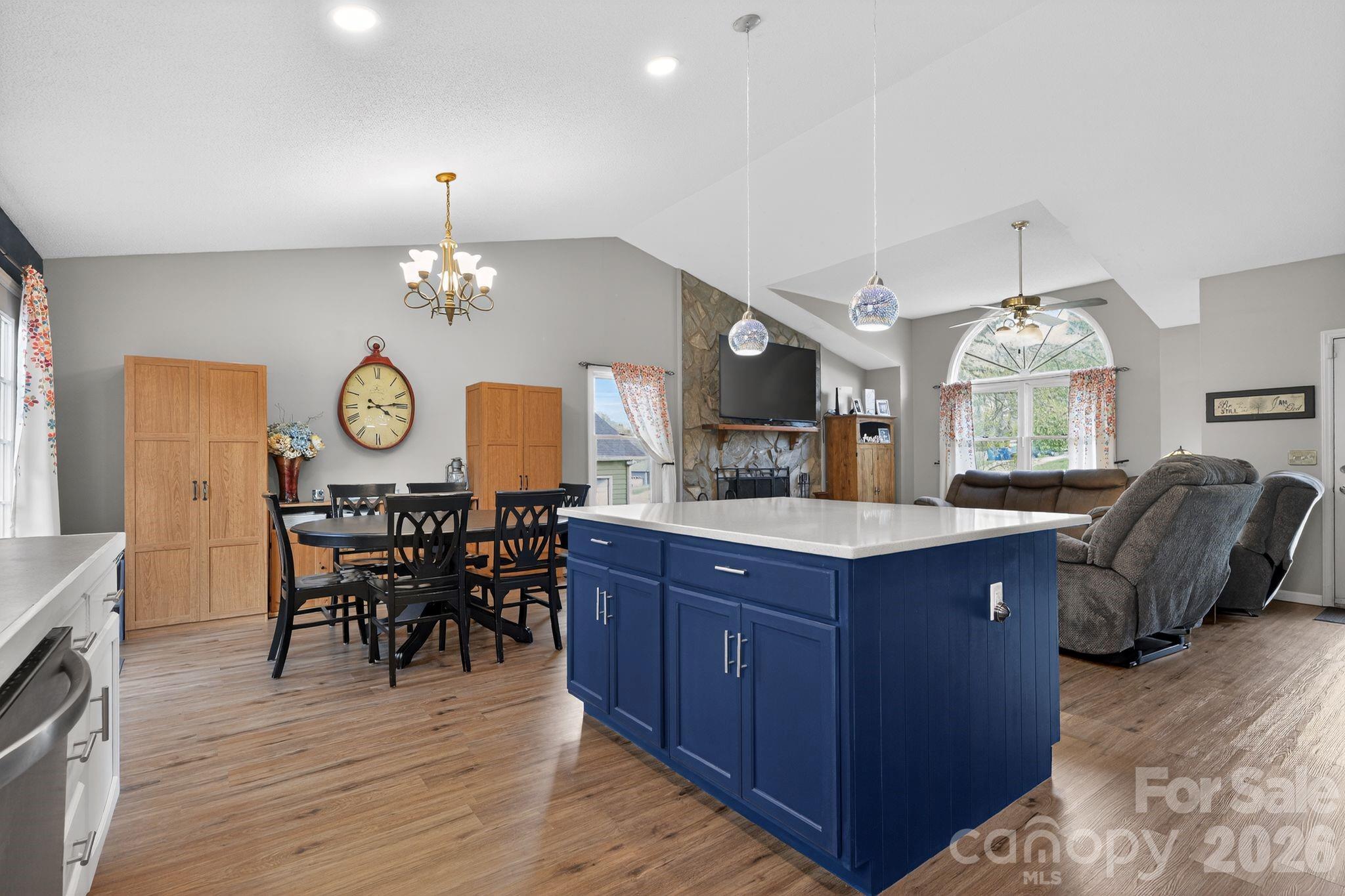 1163 Hidden Creek Circle Hickory NC 28602