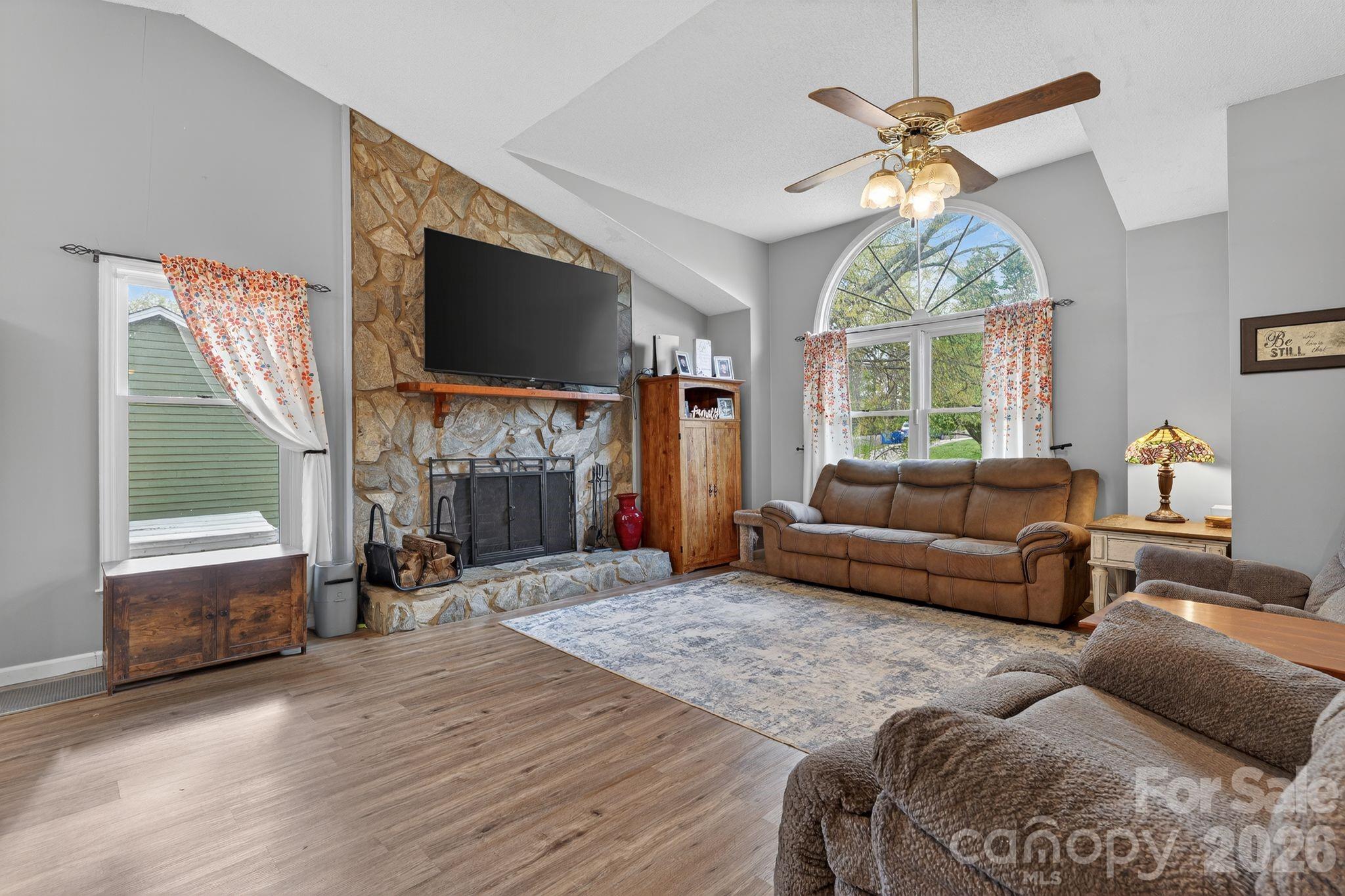 1163 Hidden Creek Circle Hickory NC 28602