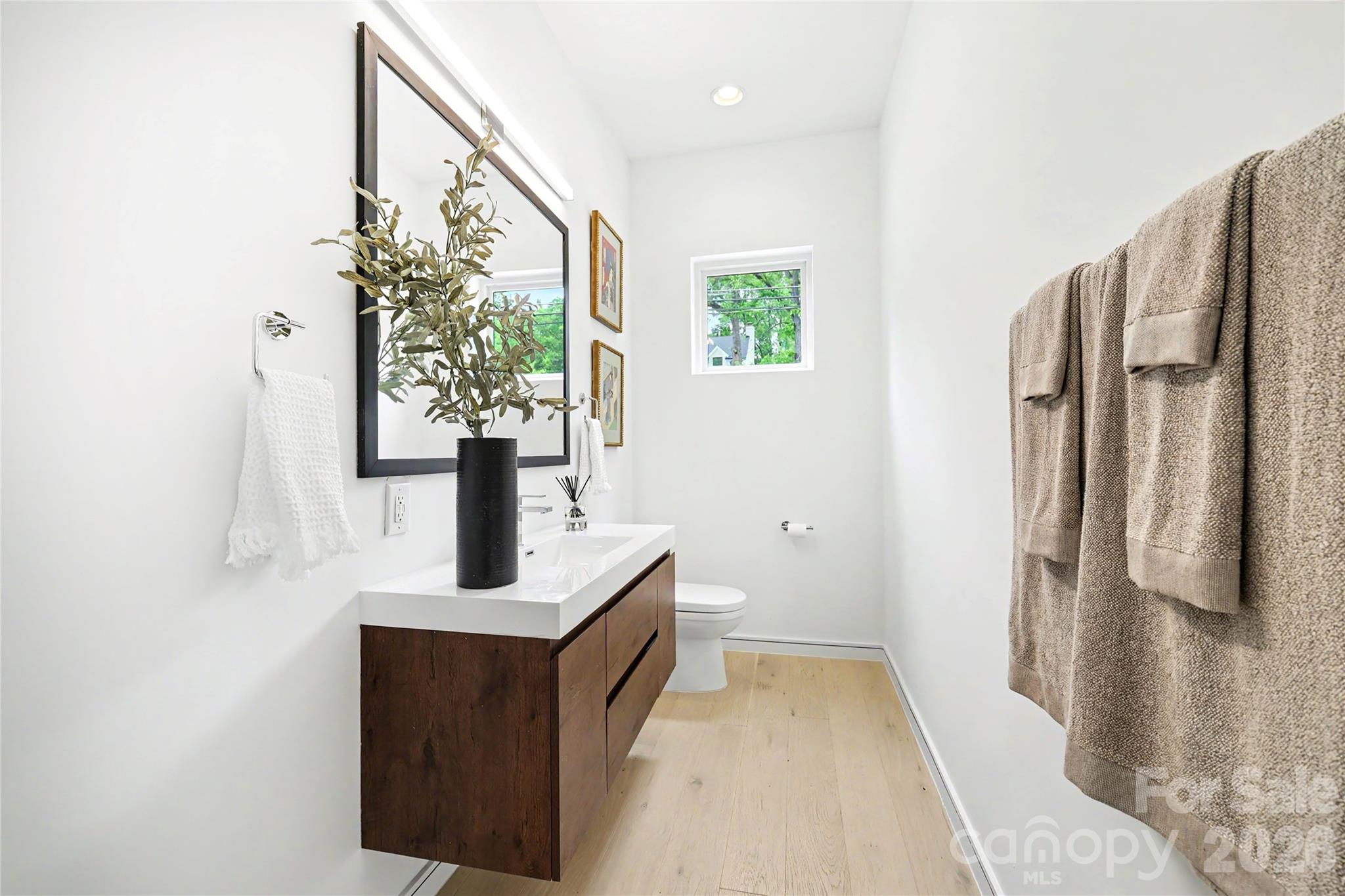 2810 Huntingtowne Farms Lane Charlotte NC 28210