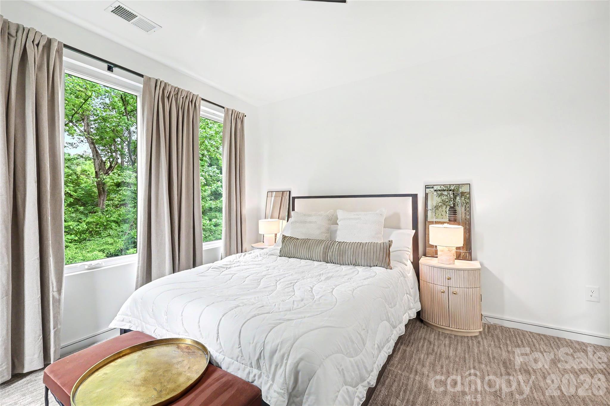 2810 Huntingtowne Farms Lane Charlotte NC 28210