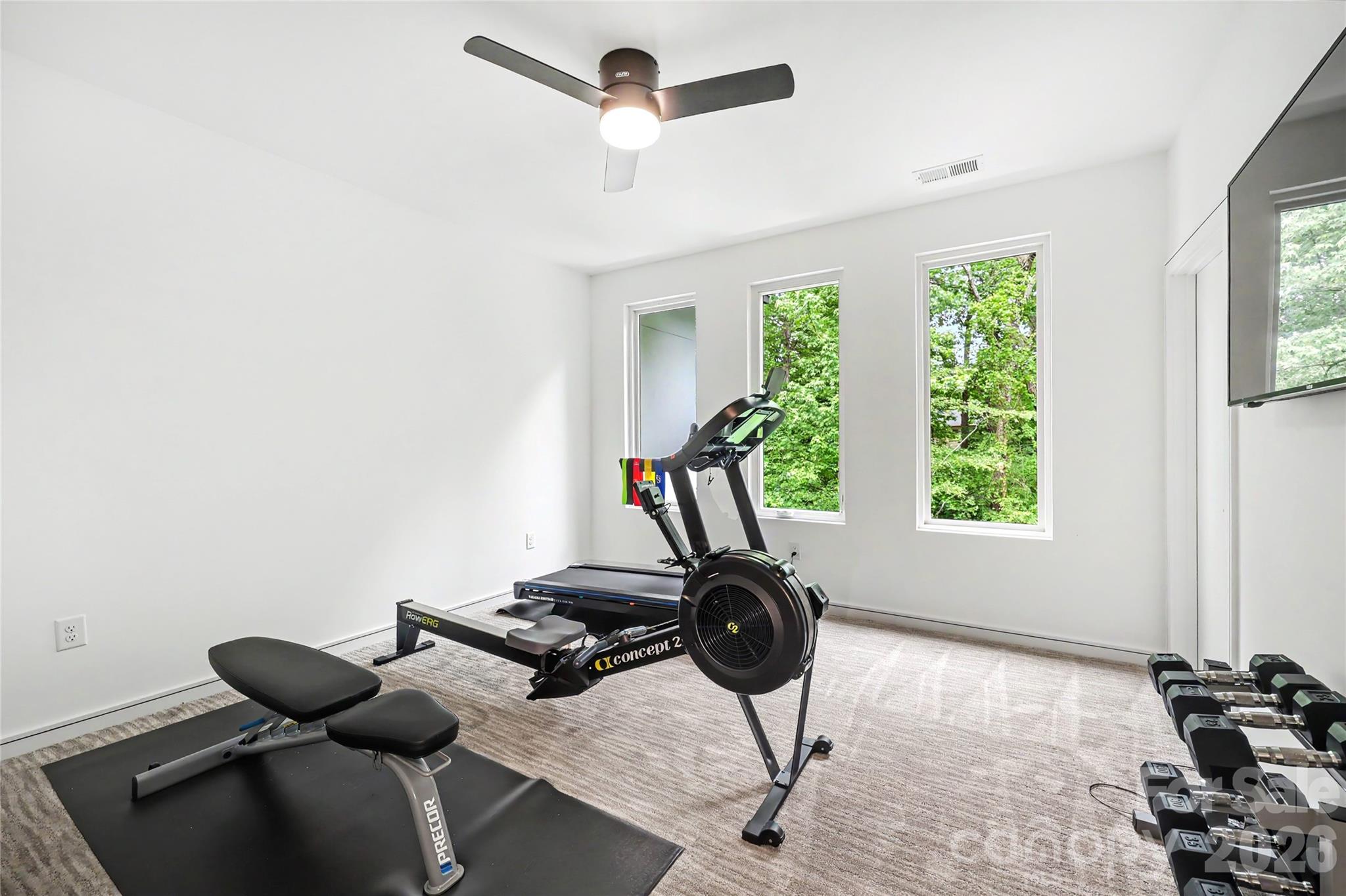 2810 Huntingtowne Farms Lane Charlotte NC 28210