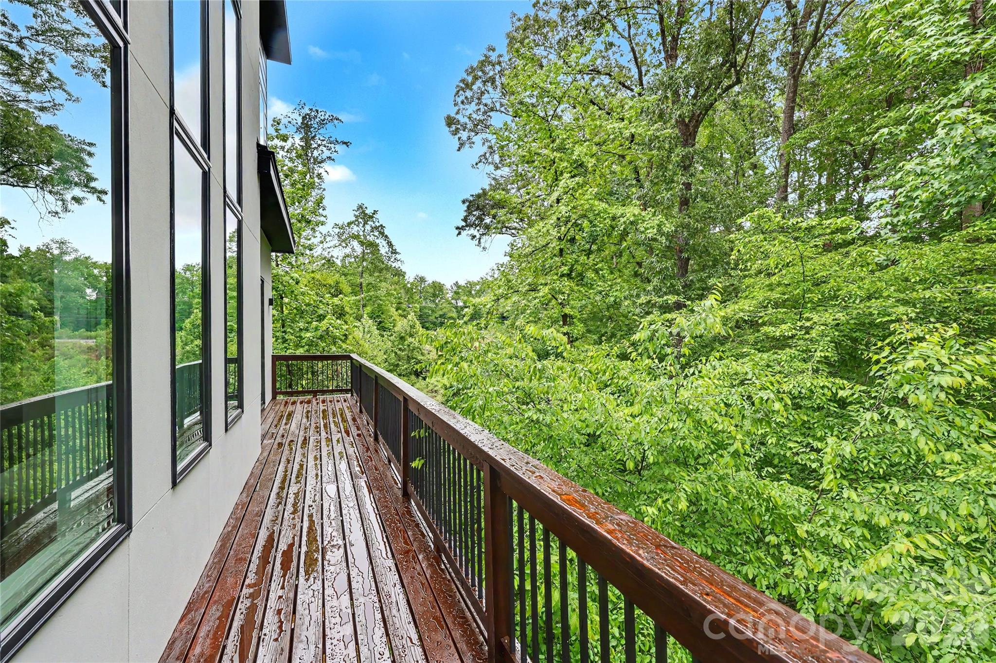 2810 Huntingtowne Farms Lane Charlotte NC 28210