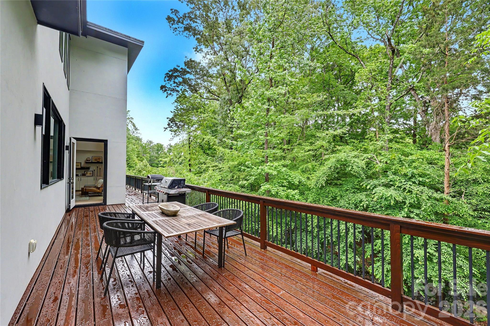 2810 Huntingtowne Farms Lane Charlotte NC 28210
