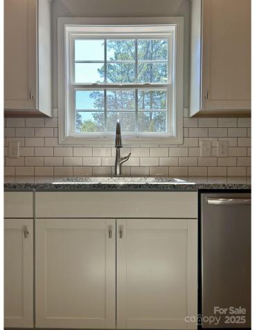 2914 Waterford Lane Albemarle NC 28001