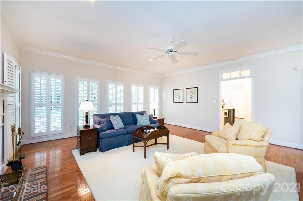 5504 Providence Glen Road Charlotte NC 28270