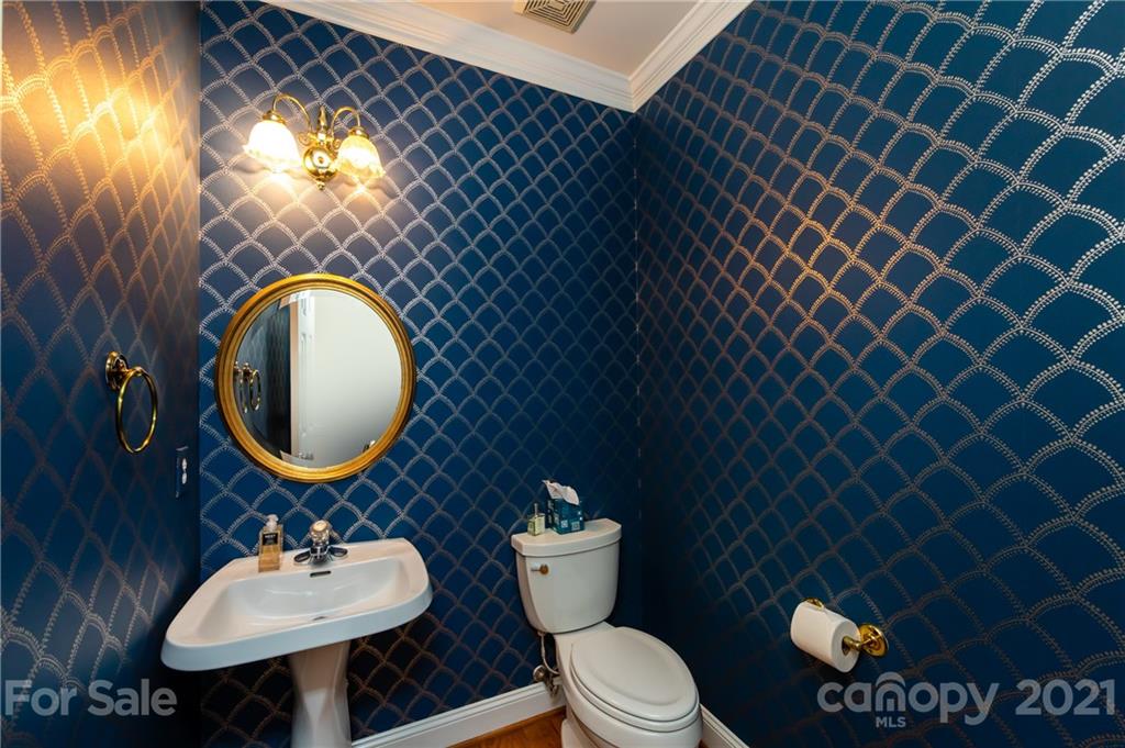 5504 Providence Glen Road Charlotte NC 28270