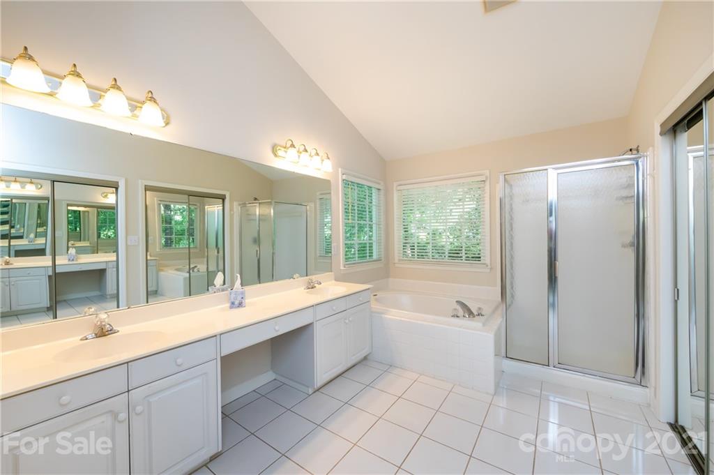 5504 Providence Glen Road Charlotte NC 28270