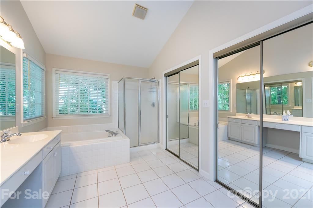 5504 Providence Glen Road Charlotte NC 28270
