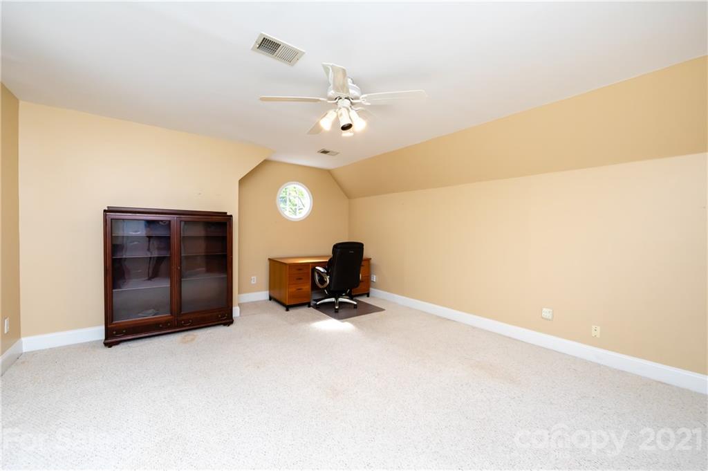 5504 Providence Glen Road Charlotte NC 28270