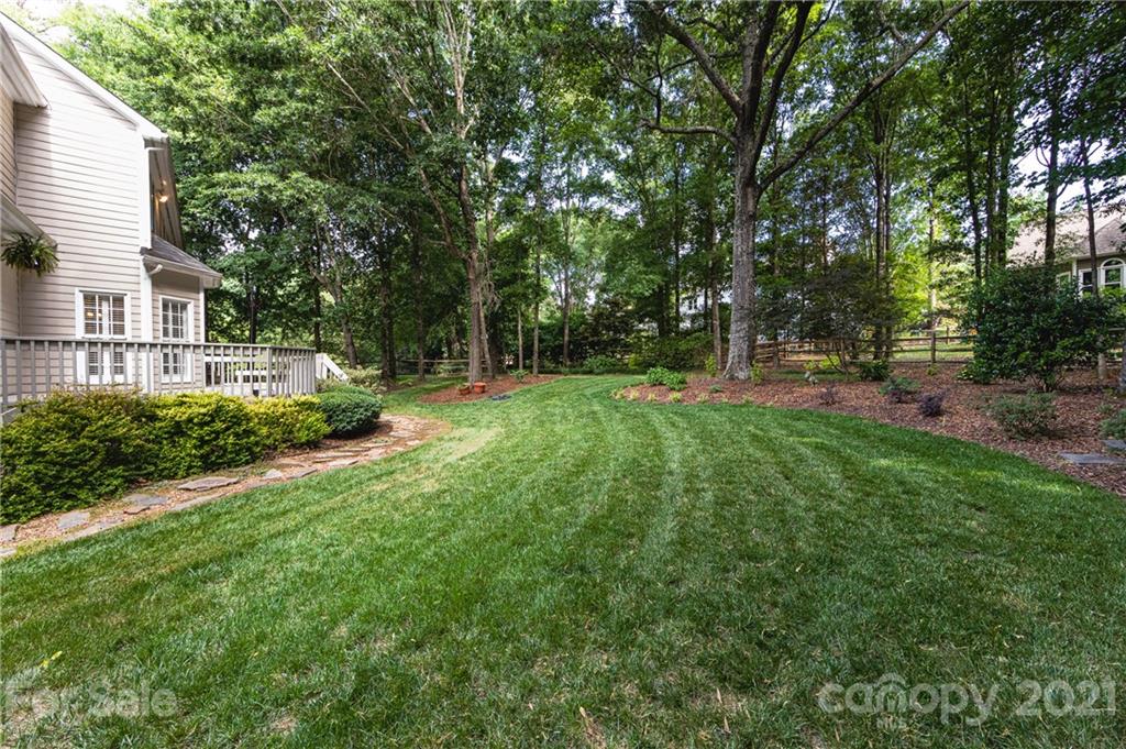 5504 Providence Glen Road Charlotte NC 28270
