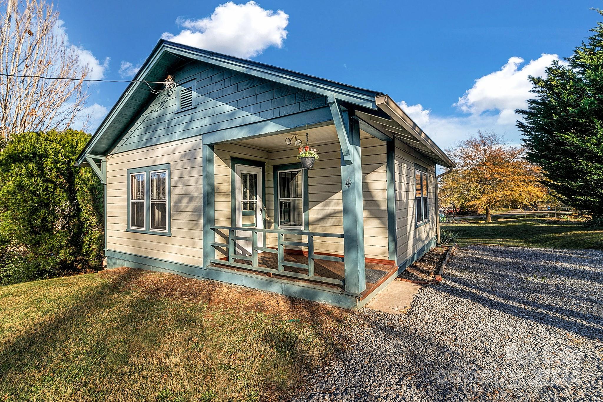 4 Browndale Road Asheville NC 28805