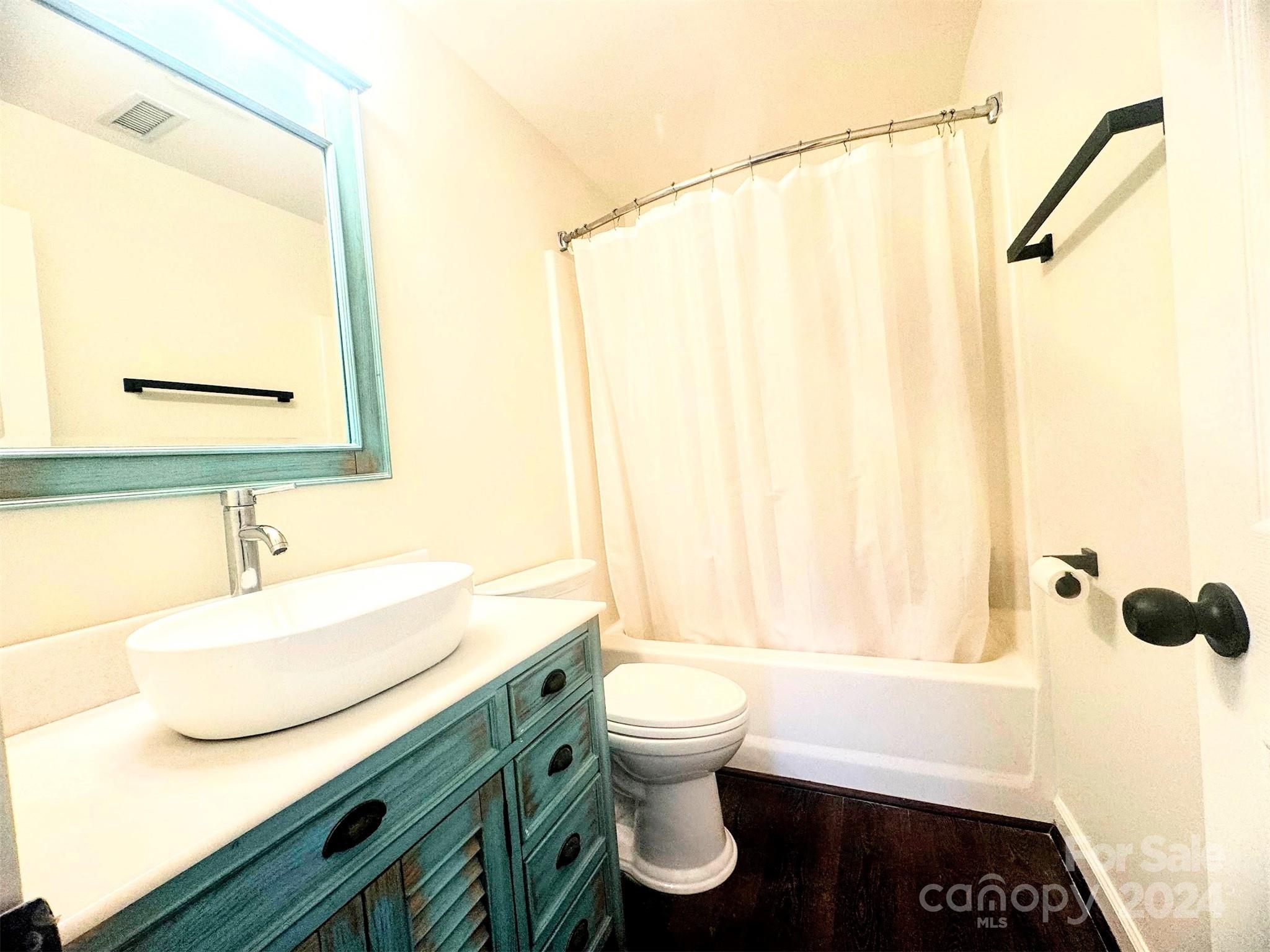 3100 Madison Lane Denver NC 28037