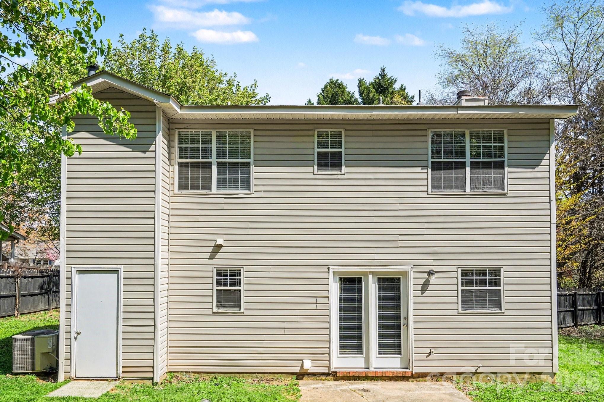 3601 Cedarbark Drive Matthews NC 28105