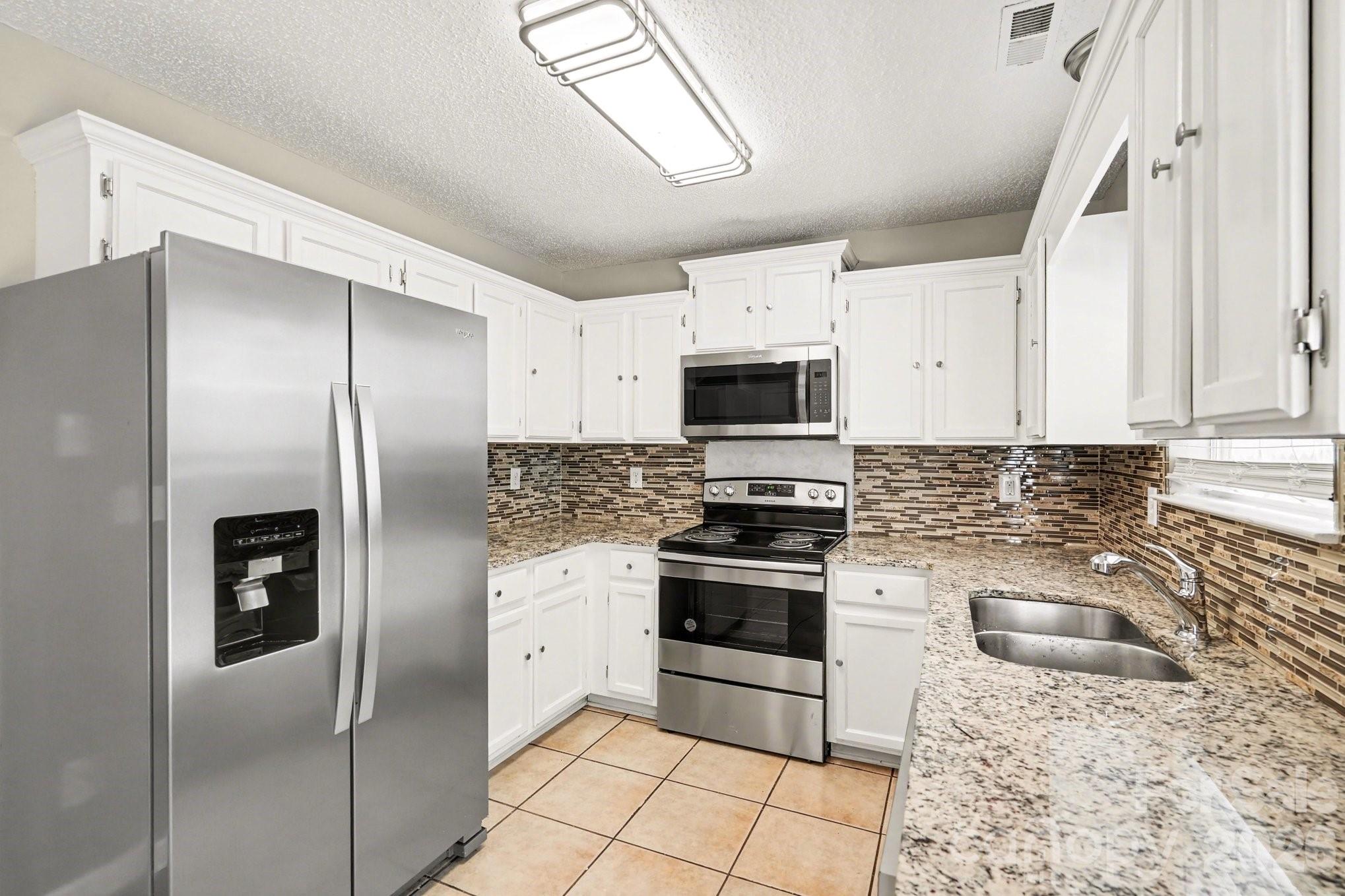 3601 Cedarbark Drive Matthews NC 28105