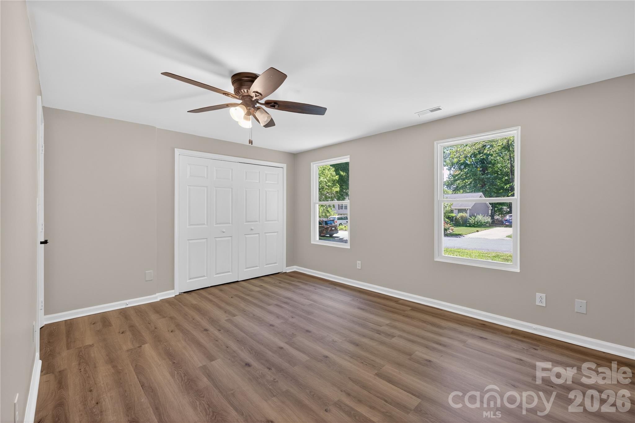 5911 Morninglow Court Charlotte NC 28212