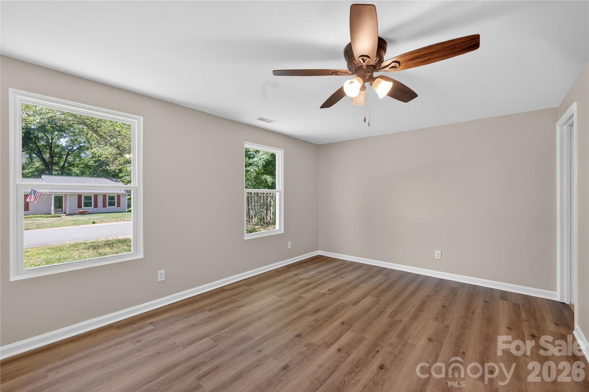 5911 Morninglow Court Charlotte NC 28212