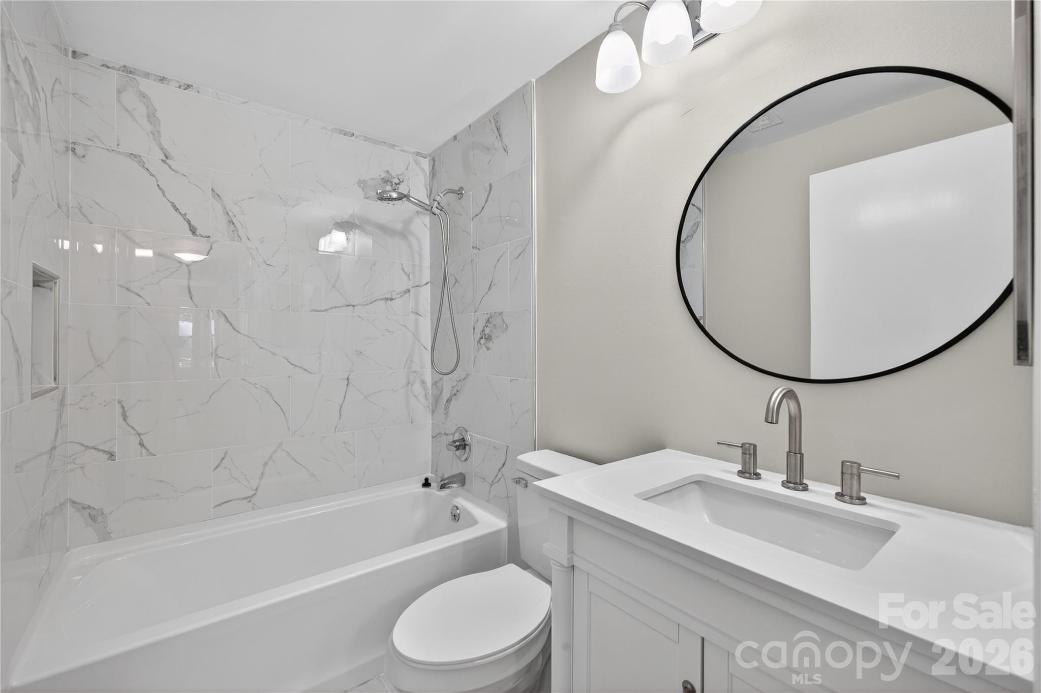 5911 Morninglow Court Charlotte NC 28212